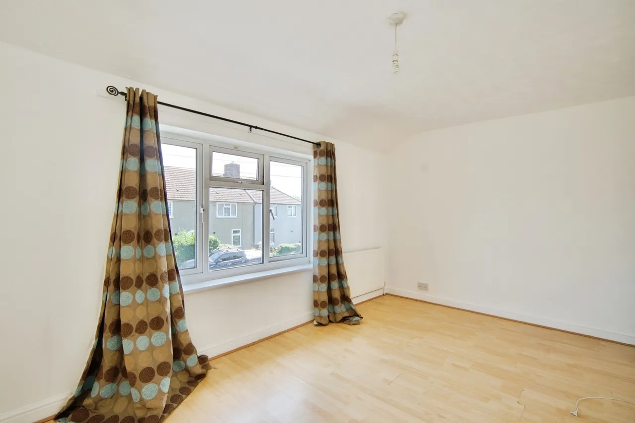 ST GEORGES ROAD, DAGENHAM, ESSEX, RM9, photo 11