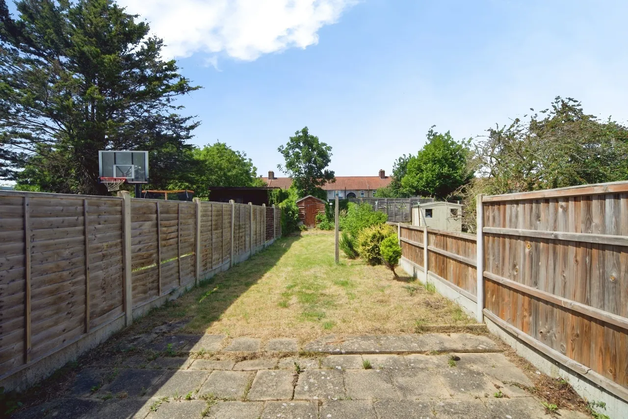 ST GEORGES ROAD, DAGENHAM, ESSEX, RM9, photo 14