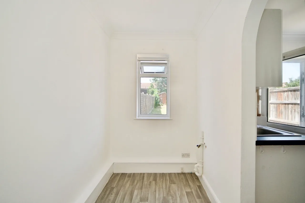 ST GEORGES ROAD, DAGENHAM, ESSEX, RM9, photo 13