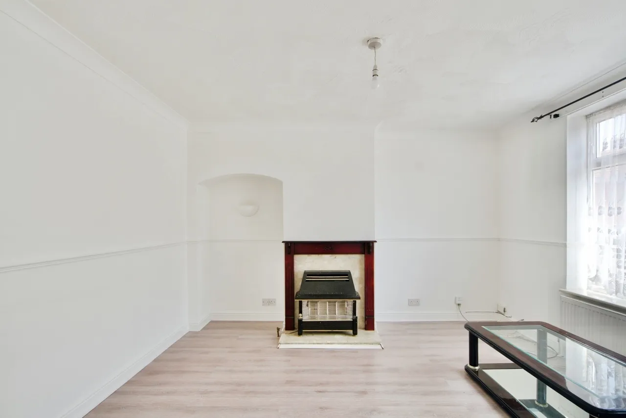 ST GEORGES ROAD, DAGENHAM, ESSEX, RM9, photo 12
