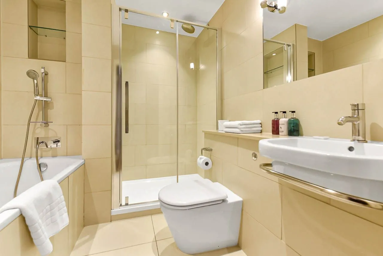 Flat 8, 2 Tavistock Place, London, photo 8