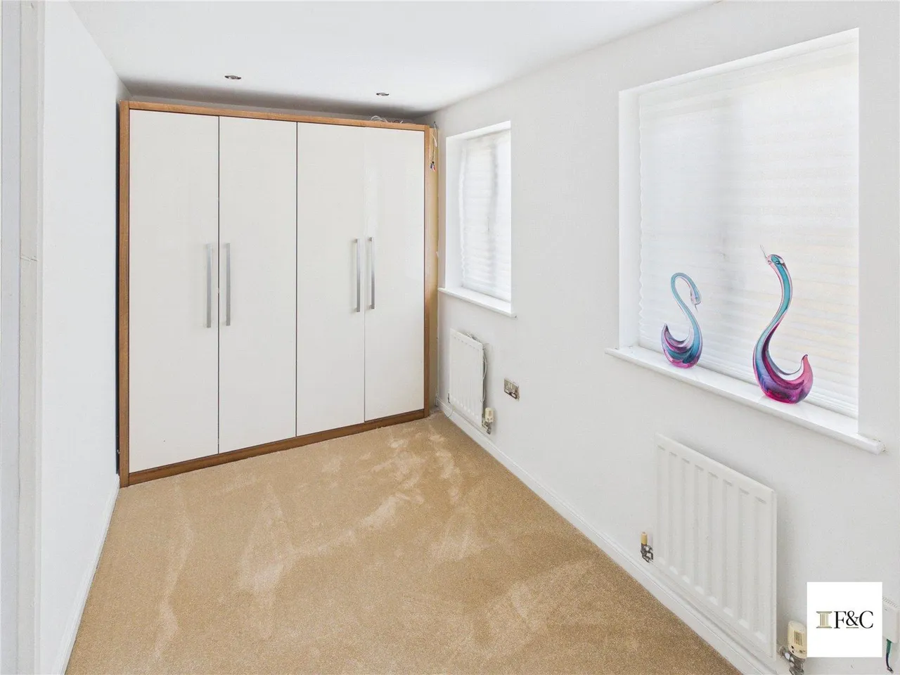 Exceptional Six-Bedroom Detached Family Home with Self-Contained Annexe and Direct Access to Cambourne Eco Park, photo 32