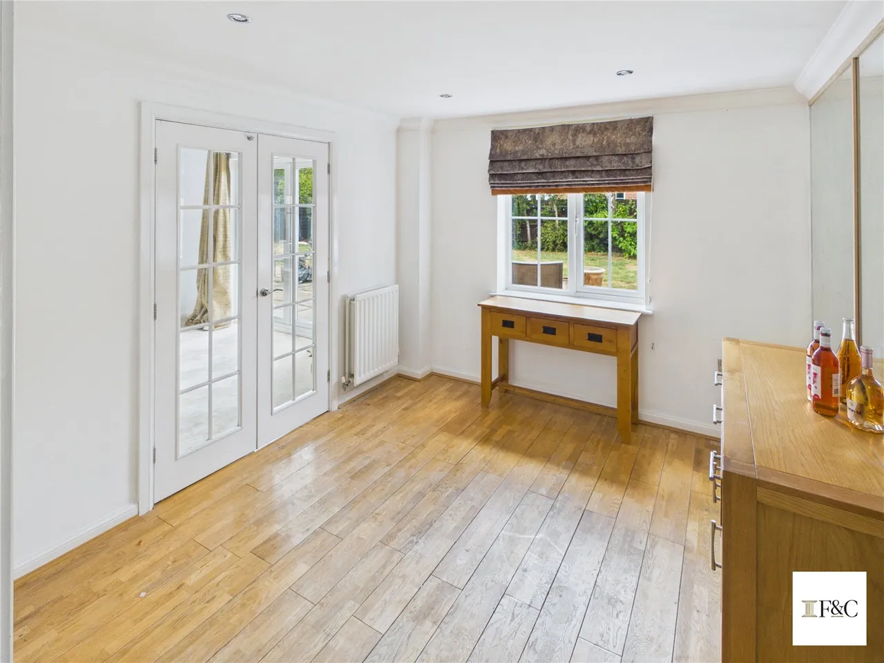 Exceptional Six-Bedroom Detached Family Home with Self-Contained Annexe and Direct Access to Cambourne Eco Park, photo 10