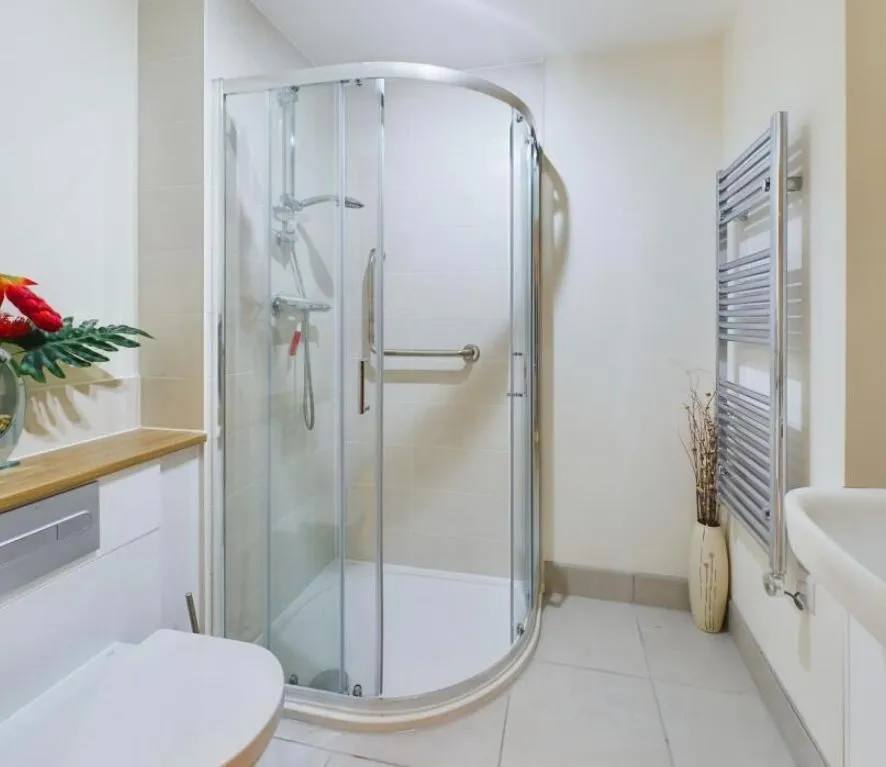Island View, Shortwood Copse Lane, Basingstoke, RG23 7GU, photo 6