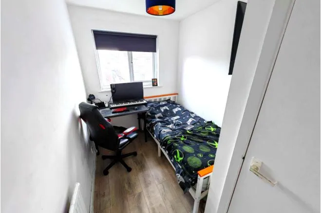 Highfields Close, Loughborough, photo 11