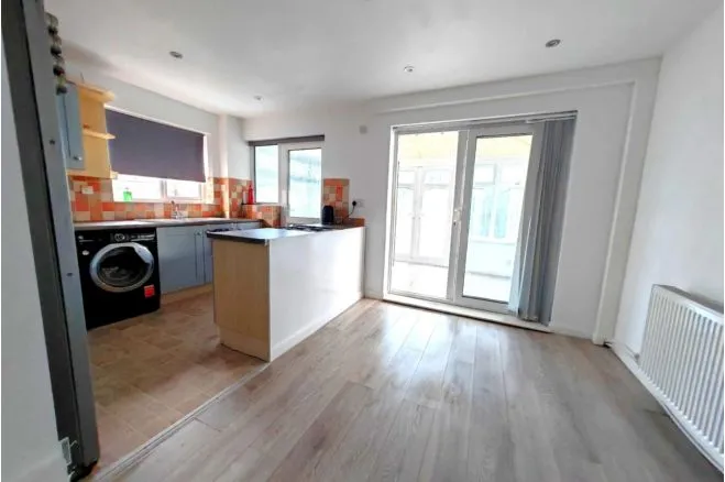 Highfields Close, Loughborough, photo 5