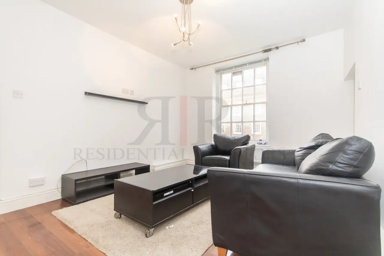 4 bed flat to rent, Shadwell Gardens, London, E1