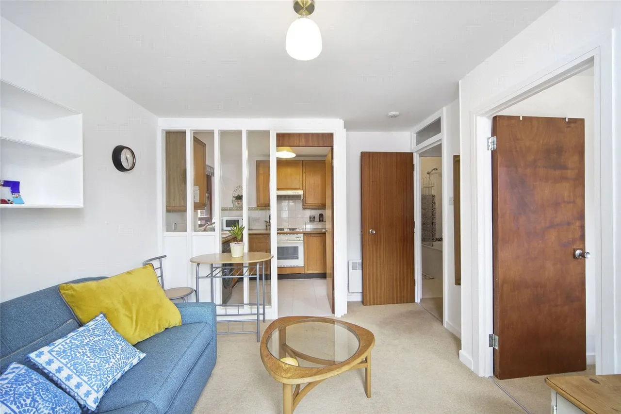 Mayfield Road, London, W12, photo 3