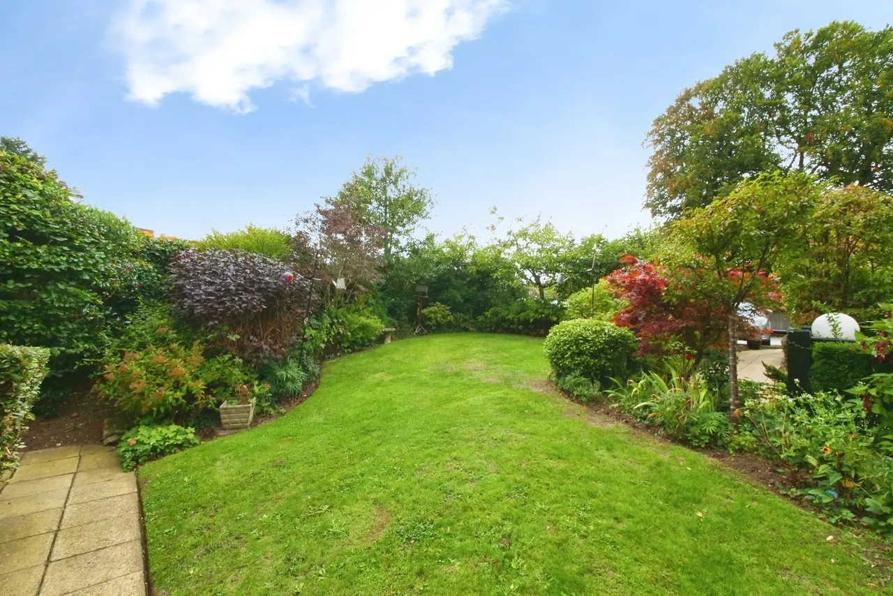 Vale Court, Knaresborough, HG5, photo 2