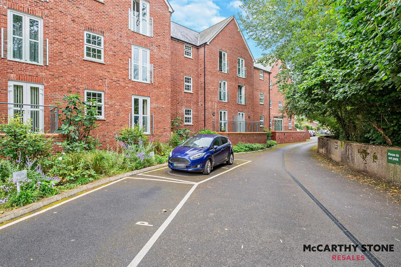 Tumbling Weir Way, Ottery St. Mary, EX11, photo 14