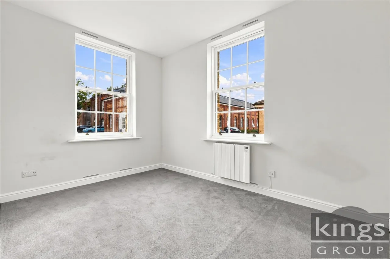 James Lee Square, Enfield, photo 13