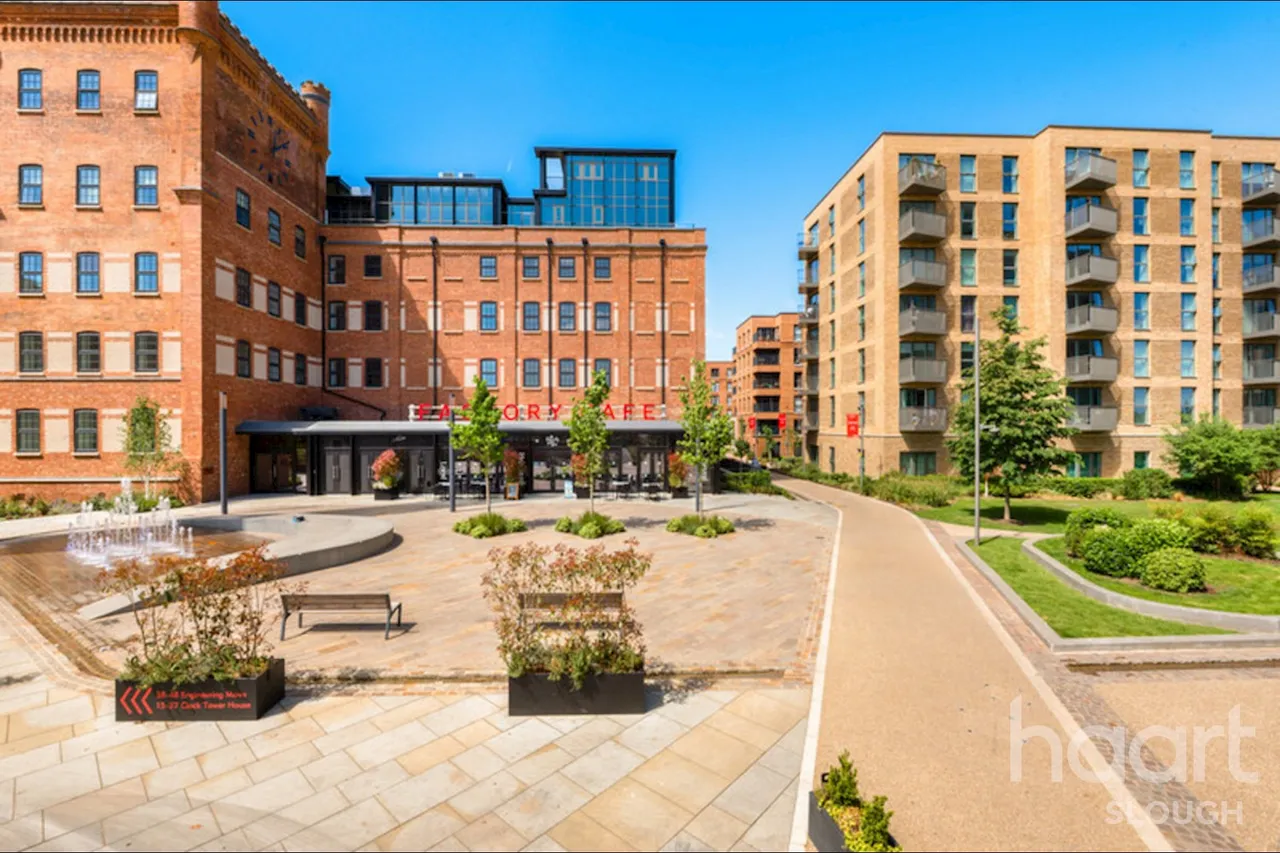 Memorial Lane, Slough, SL1, photo 8