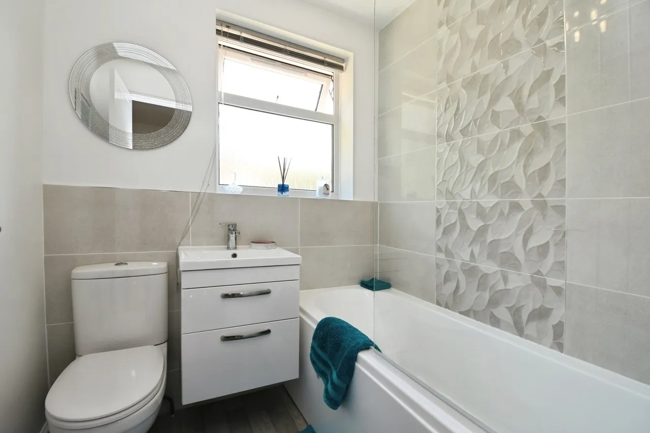 Lime Tree Close, Lincoln, LN6, photo 13