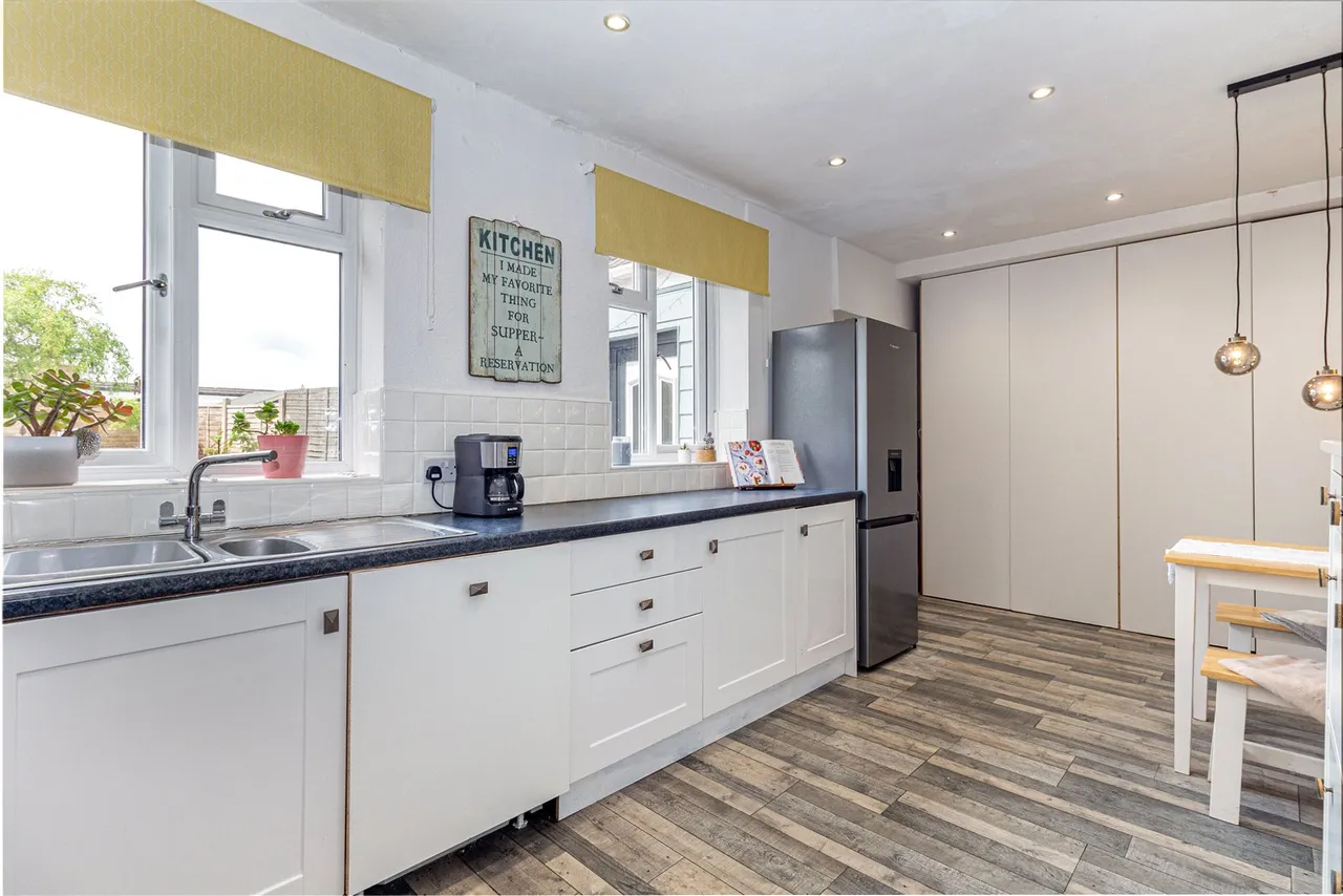 Pakington Road, Droitwich, Worcestershire, WR9 8JN, photo 18