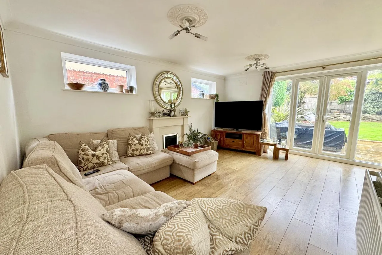 Guest Avenue, BH12, photo 2