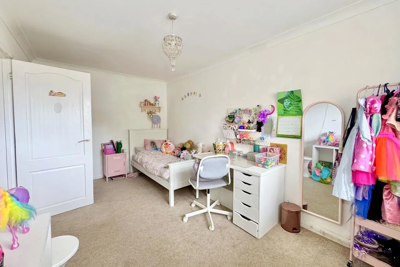 Guest Avenue, BH12, photo 18