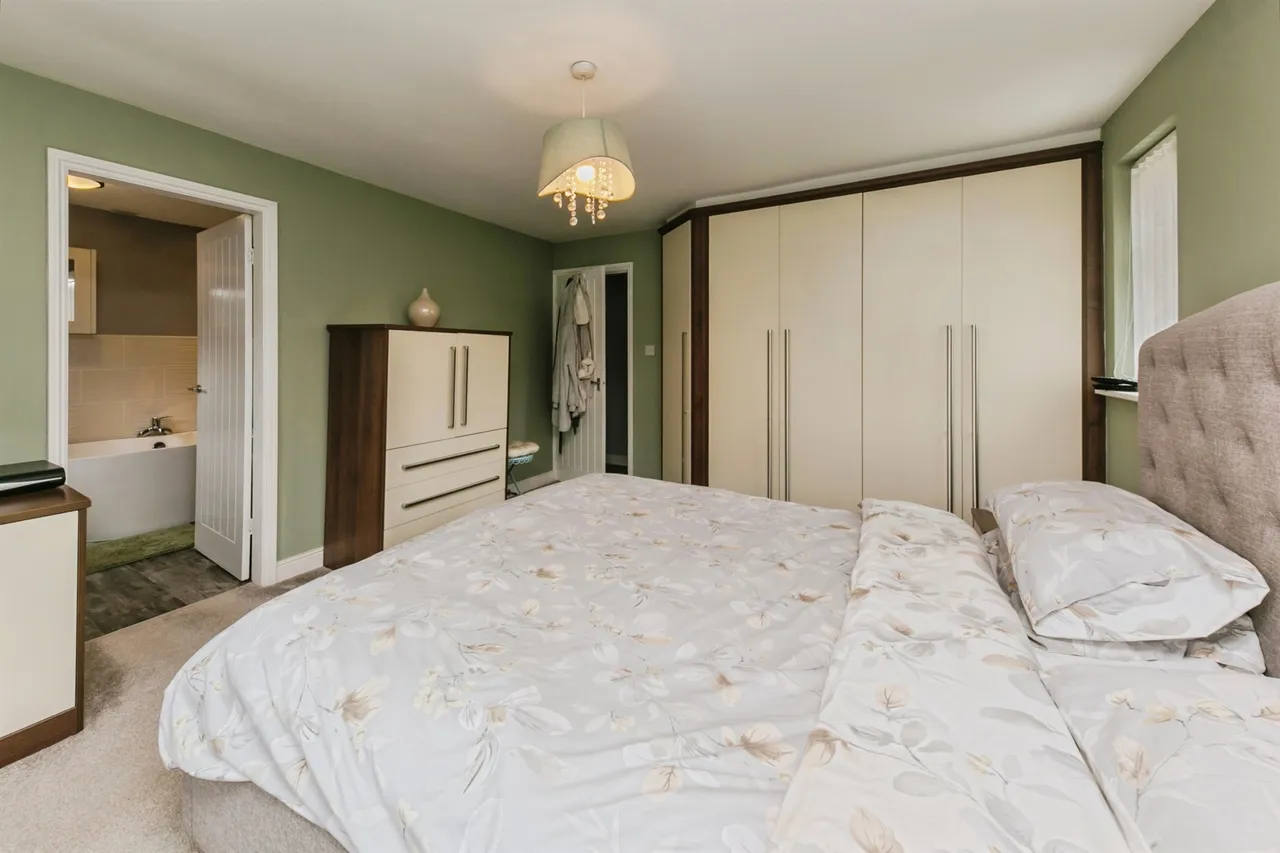 The Hollow, Uttoxeter, photo 11