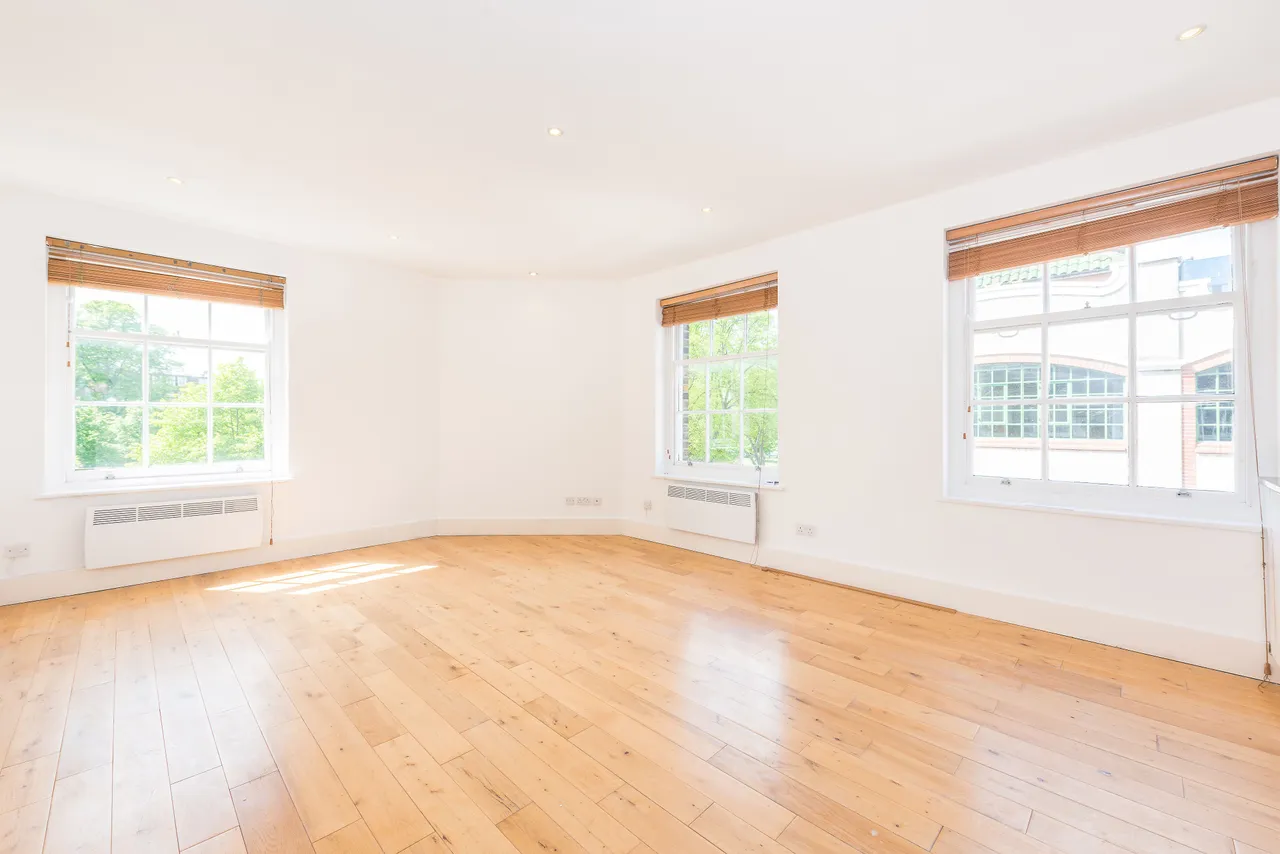 Flat 5, The Green Apartments, 374A Chiswick High Road, London, photo 4