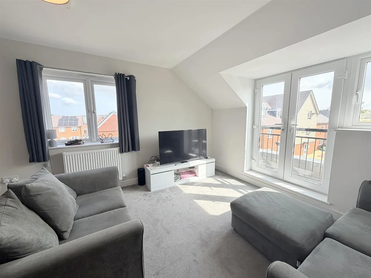 Newlands Place, Seaford, photo 2