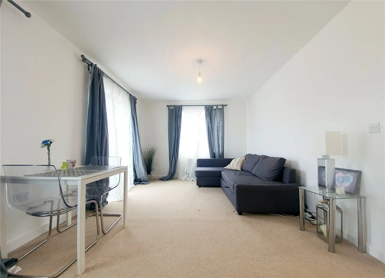 Apollo Avenue, Fairfields, MK11, photo 3