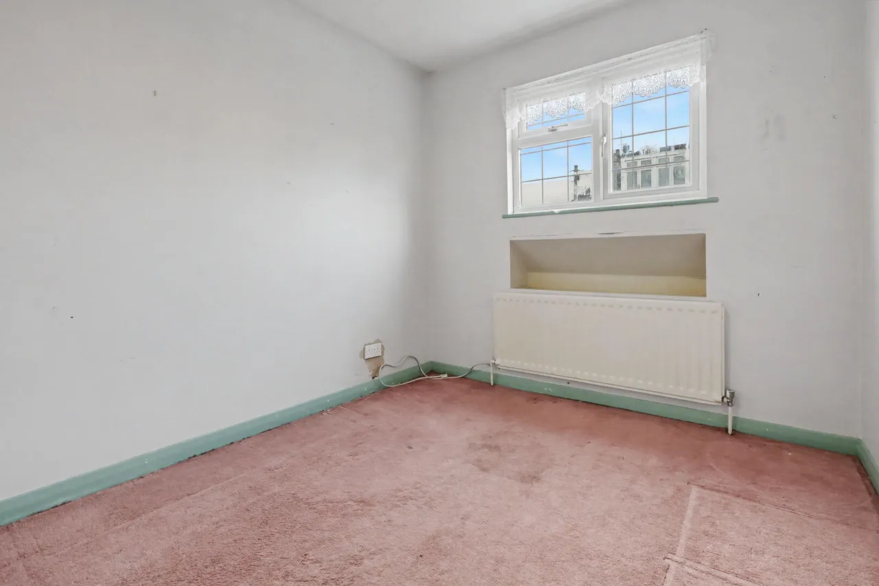 Rowantree Road, Enfield, EN2, photo 13