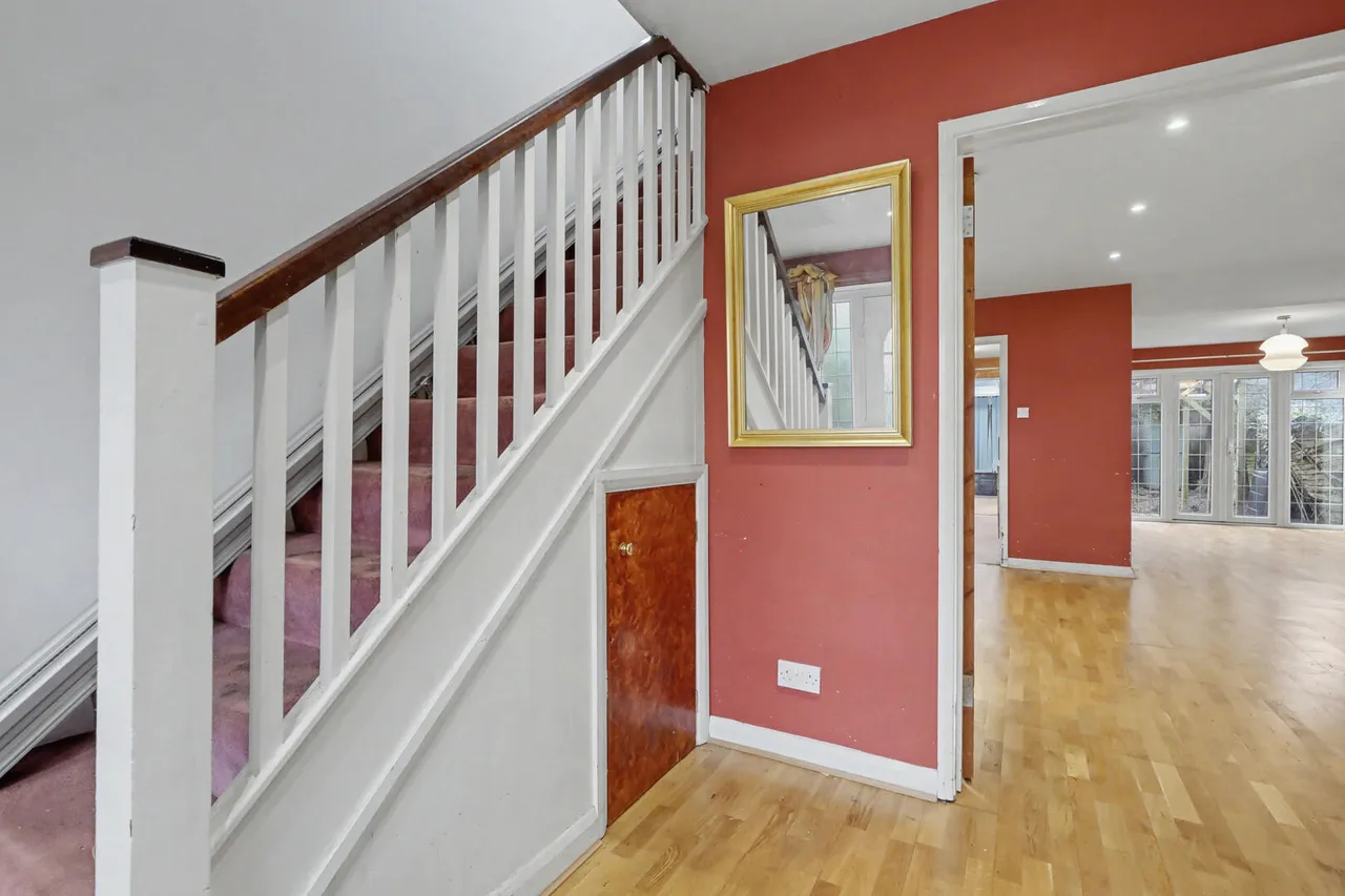 Rowantree Road, Enfield, EN2, photo 12