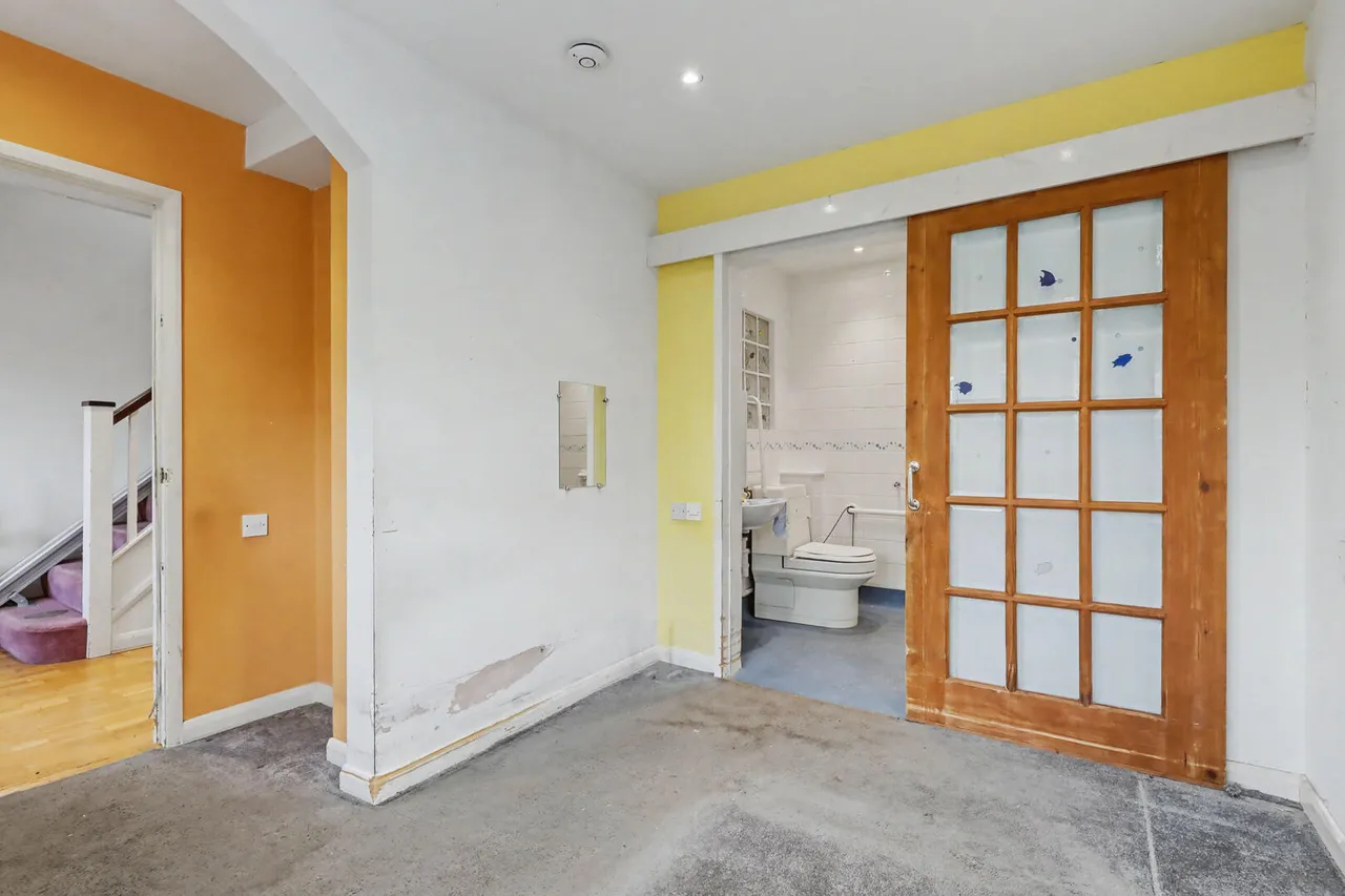 Rowantree Road, Enfield, EN2, photo 8