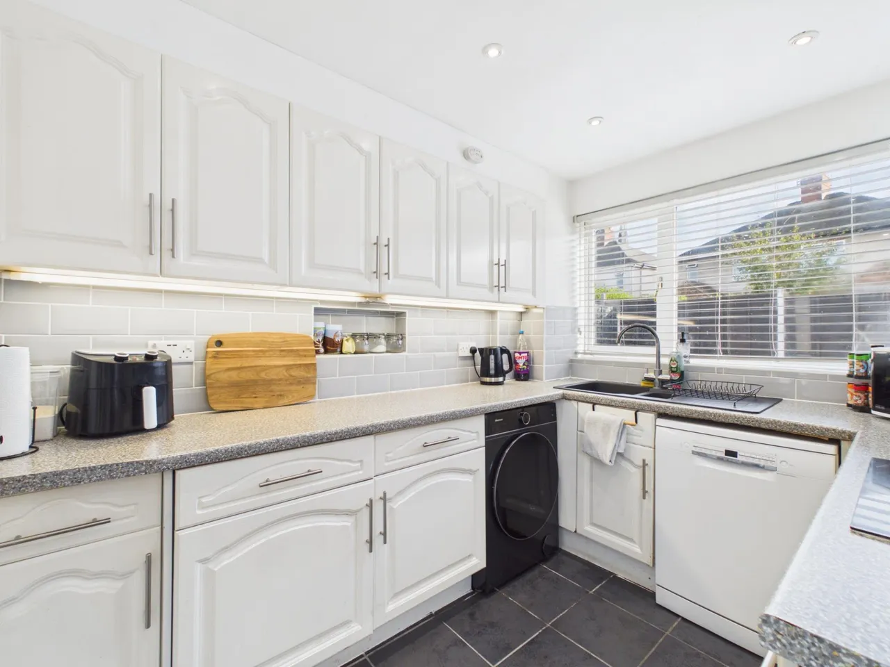 Collingwood Grove, Hartshill, ST4, photo 4
