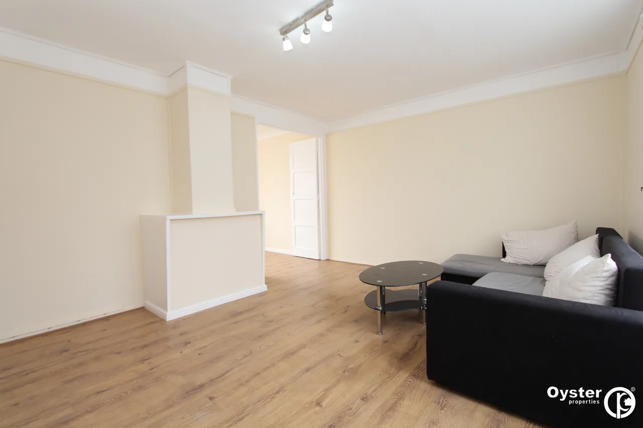 Courtenay Avenue, Harrow, HA3, photo 3