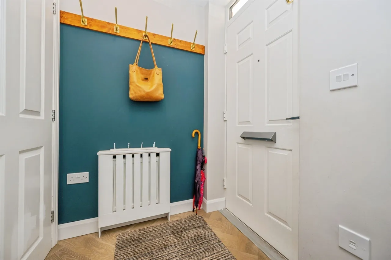 Harlow Way, Ashbourne, DE6, photo 4