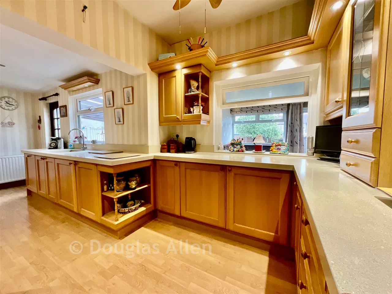 Elmhurst Drive, Hornchurch, RM11, photo 20