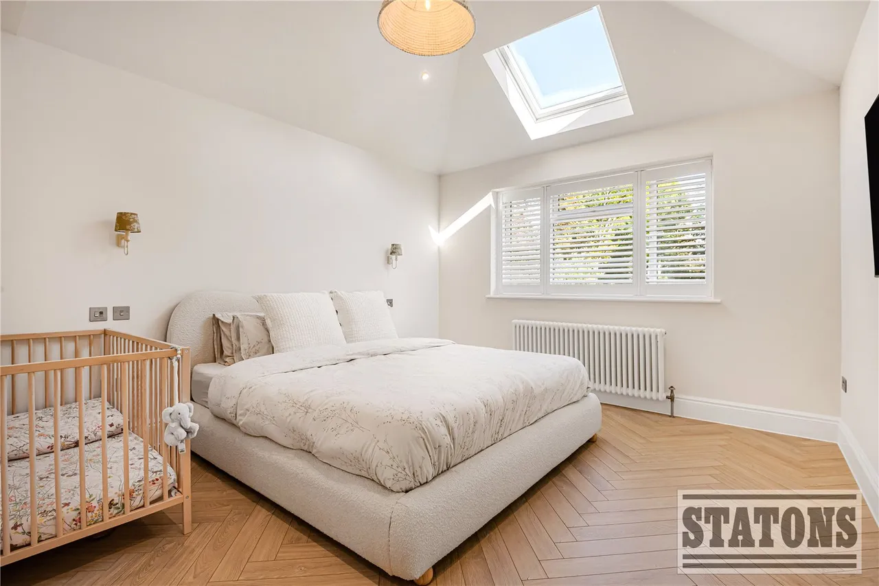 Prince George Avenue, London, N14, photo 13