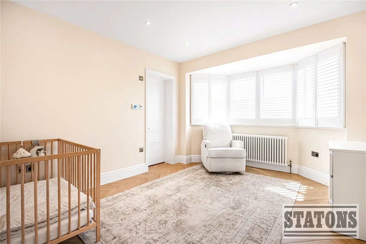 Prince George Avenue, London, N14, photo 16