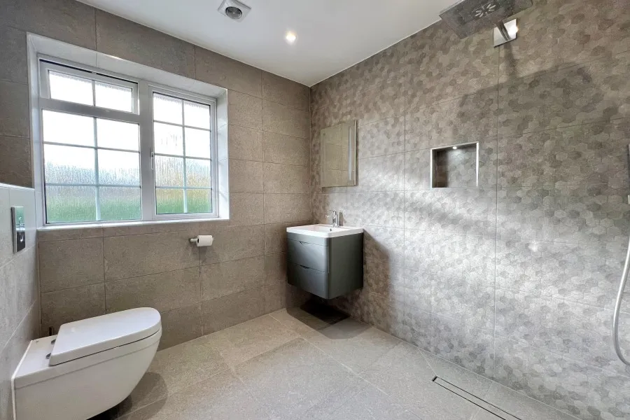 Crossacres, Woking, GU22, photo 12