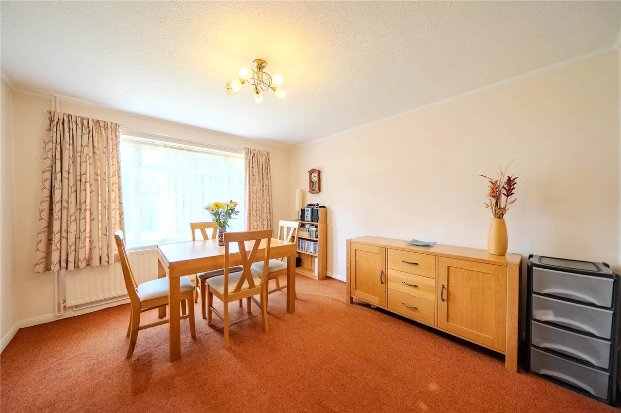 Wentworth Avenue, Leeds, LS17, photo 4