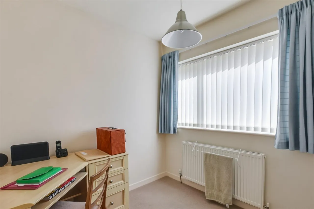 Belmont Close, Chilwell, NG9, photo 10