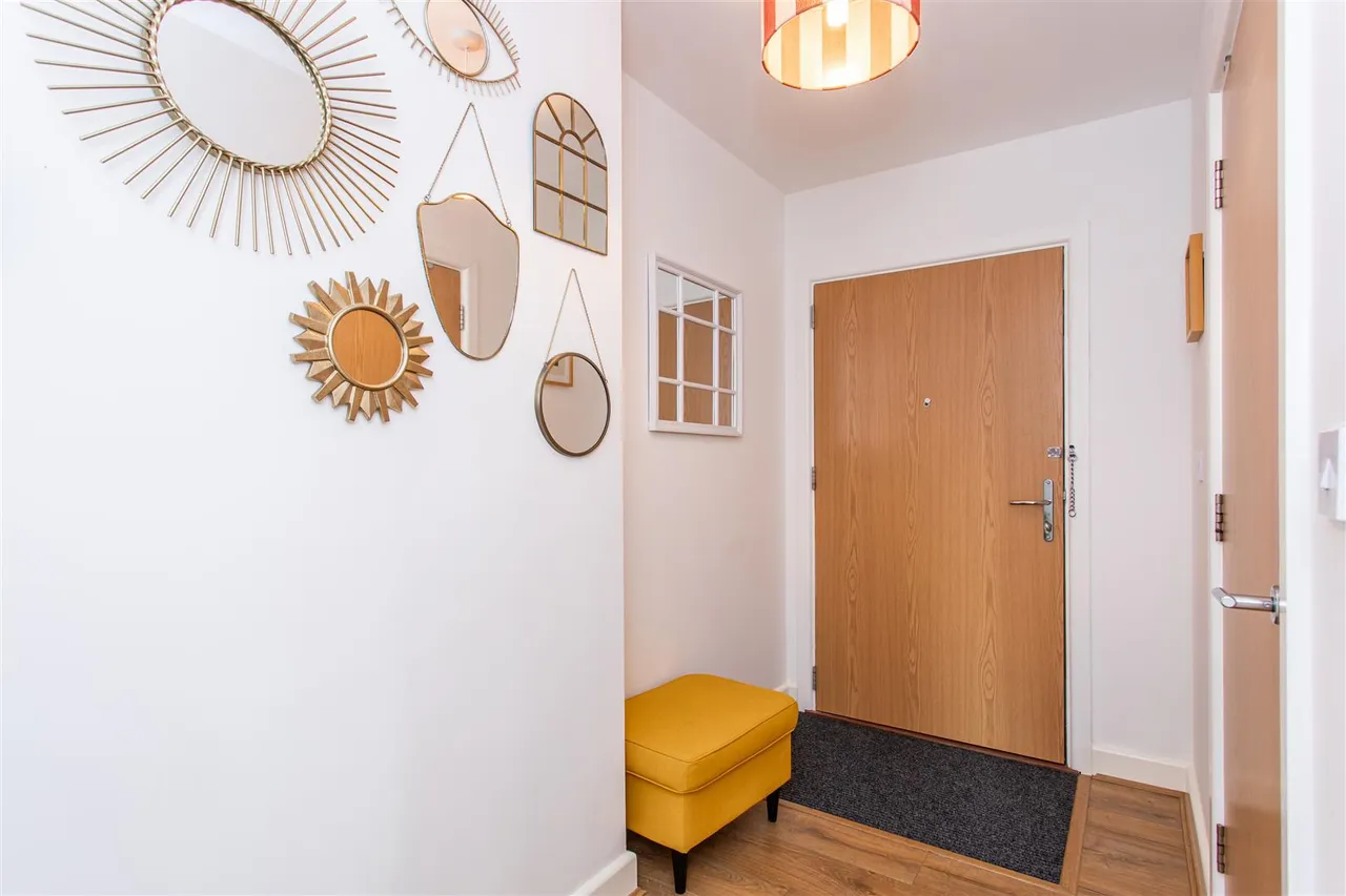 St. Clements Avenue, Mile End, photo 12