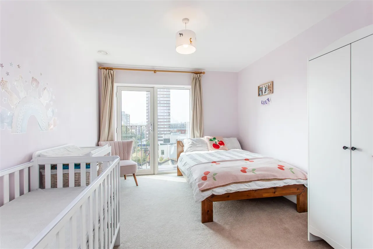 St. Clements Avenue, Mile End, photo 19
