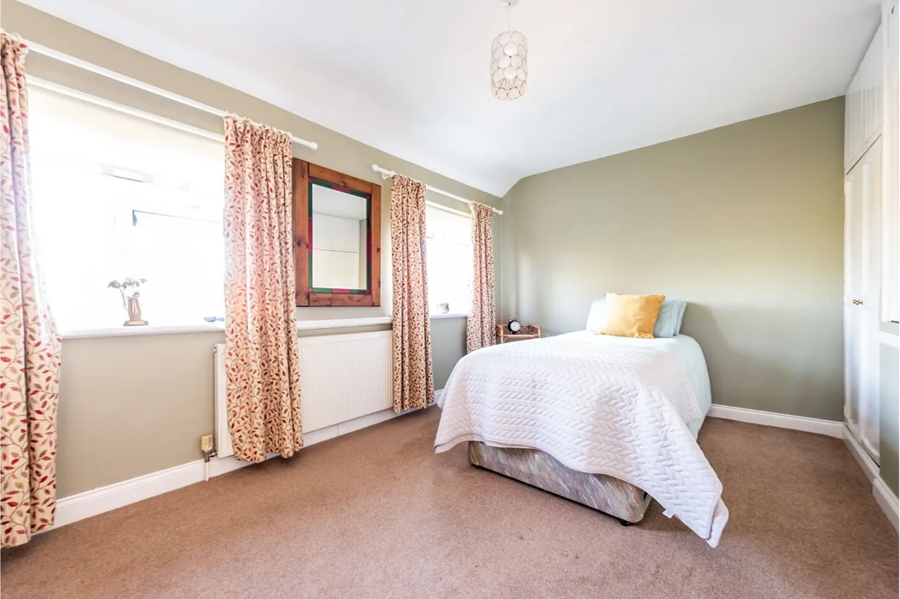 Grange Road, Romford, RM3, photo 8