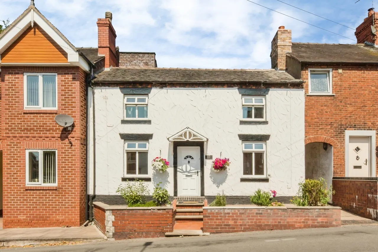 3 bed house for sale — Nantwich Road, Audley, Stoke-on-Trent, Staffordshire, ST7