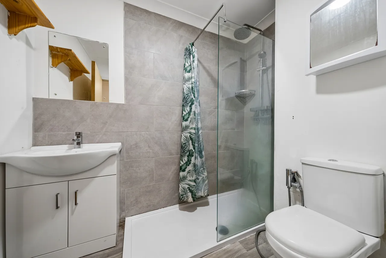 Victoria Road, Pollokshields, G42, photo 10