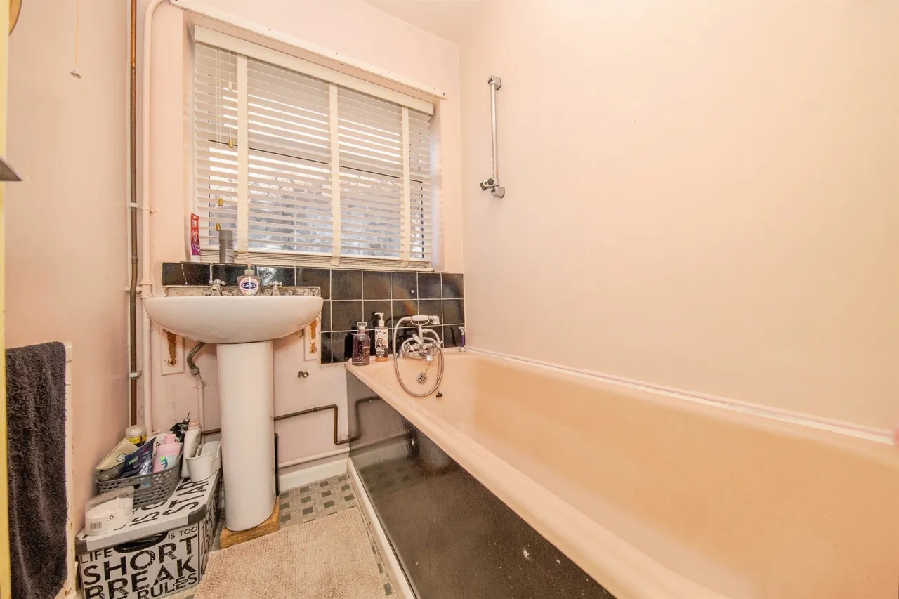 Rectory Road, Little Oakley, HARWICH, photo 12