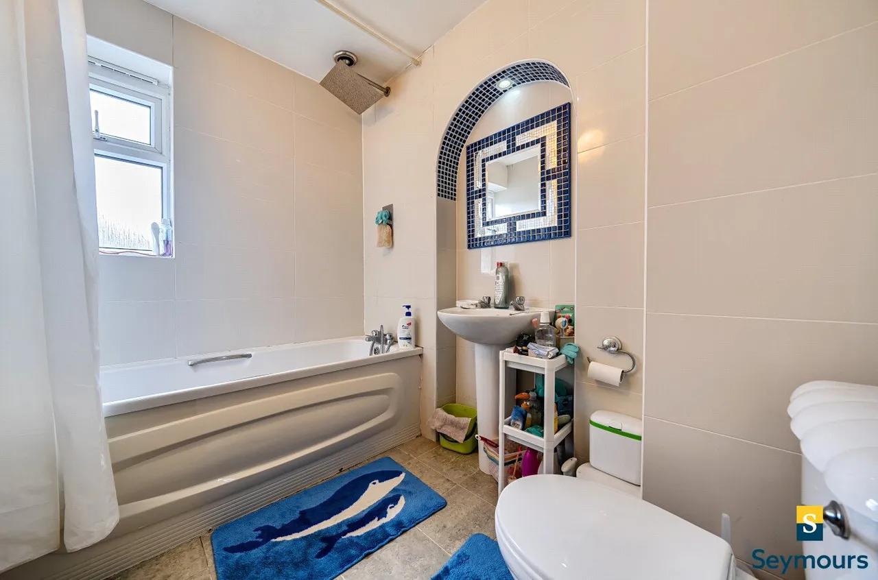 Cabell Road, Guildford, GU2, photo 14