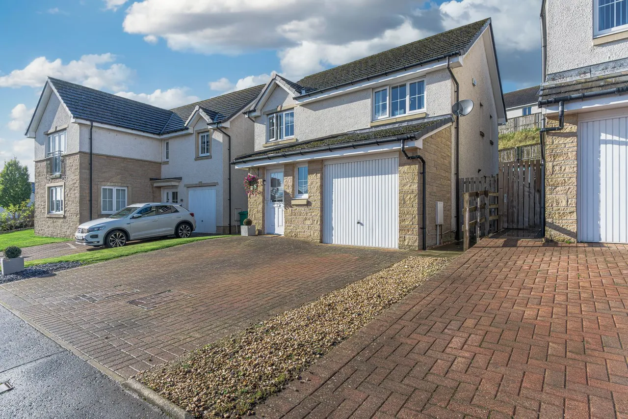 property for sale, Hilton Road, Cowdenbeath, KY4