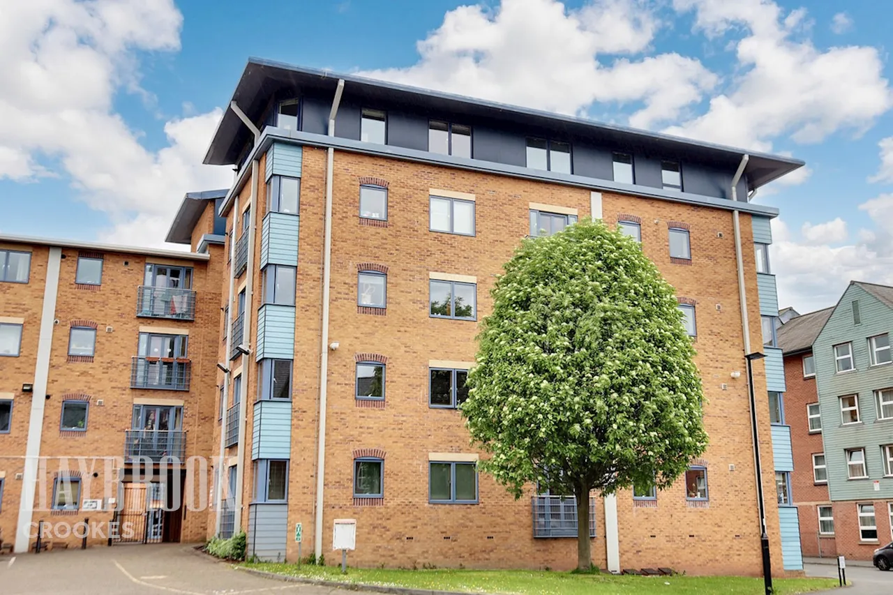 2 bed flat for sale, Mortimer Street, Sheffield