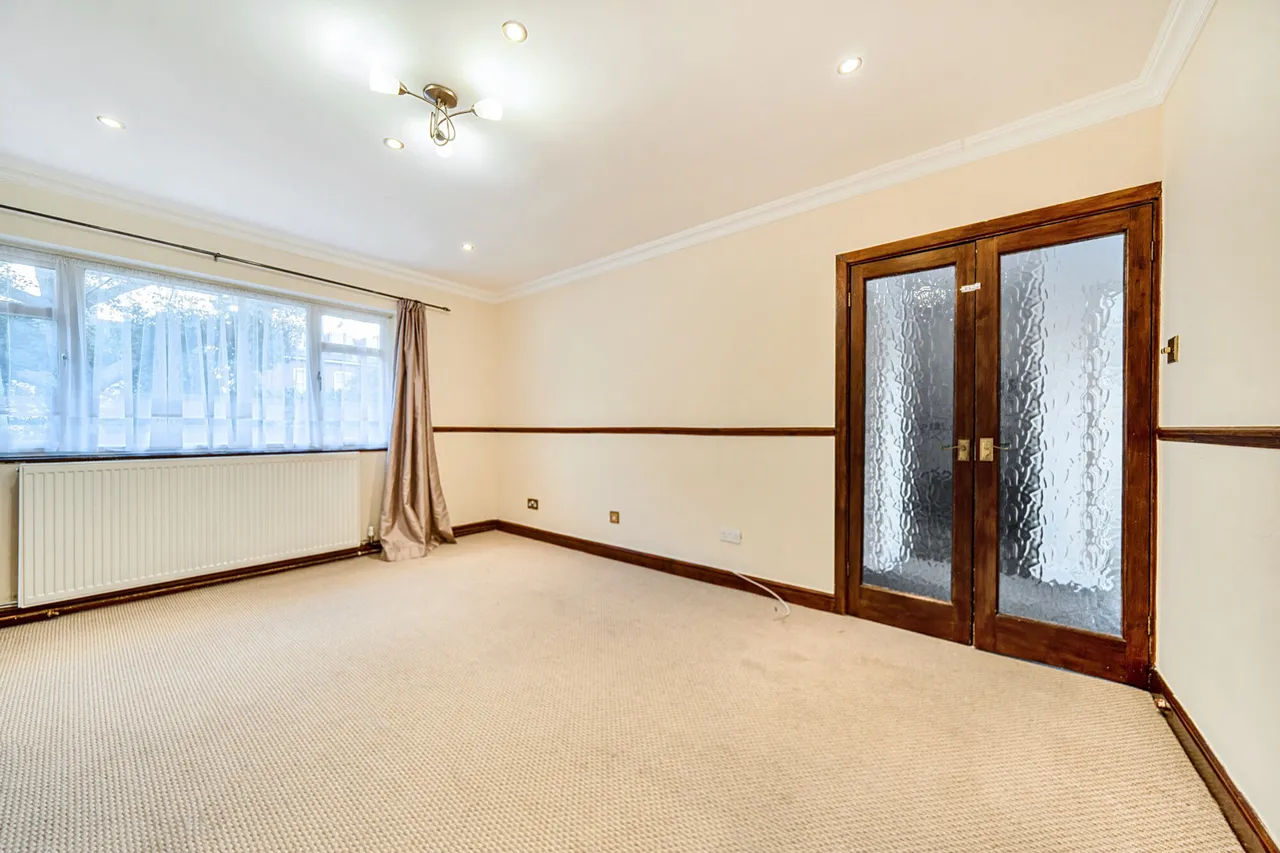 Hill Close, Stanmore, HA7, photo 3