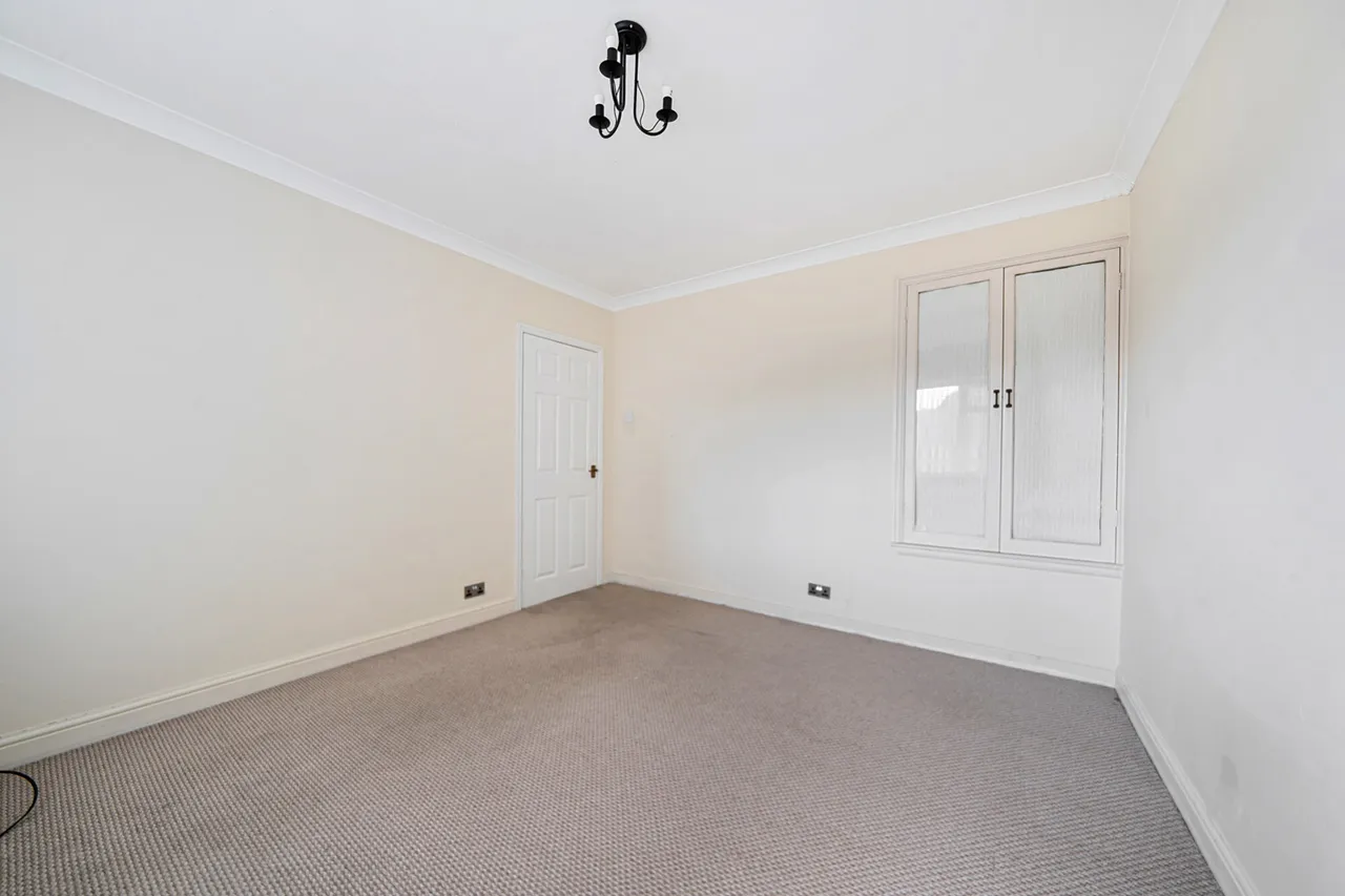 Hill Close, Stanmore, HA7, photo 9