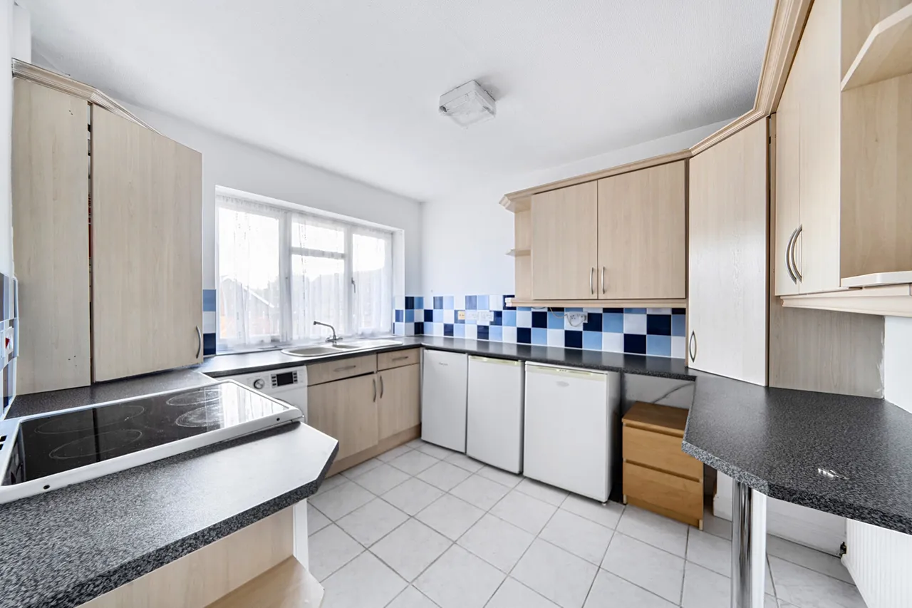 Hill Close, Stanmore, HA7, photo 13