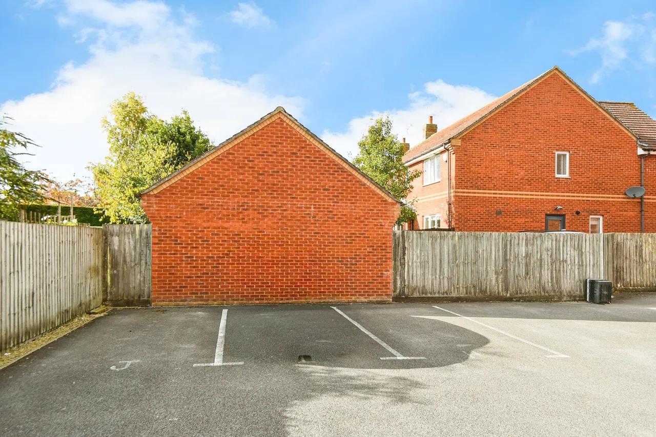 Green Lane, Devizes, SN10, photo 10