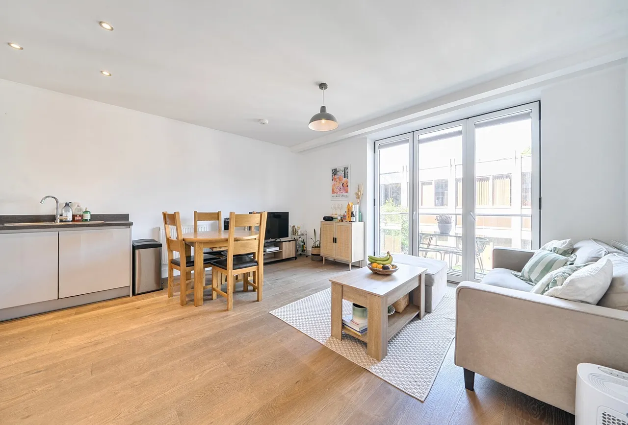 Knoll Rise, Orpington, BR6 0FD, photo 5